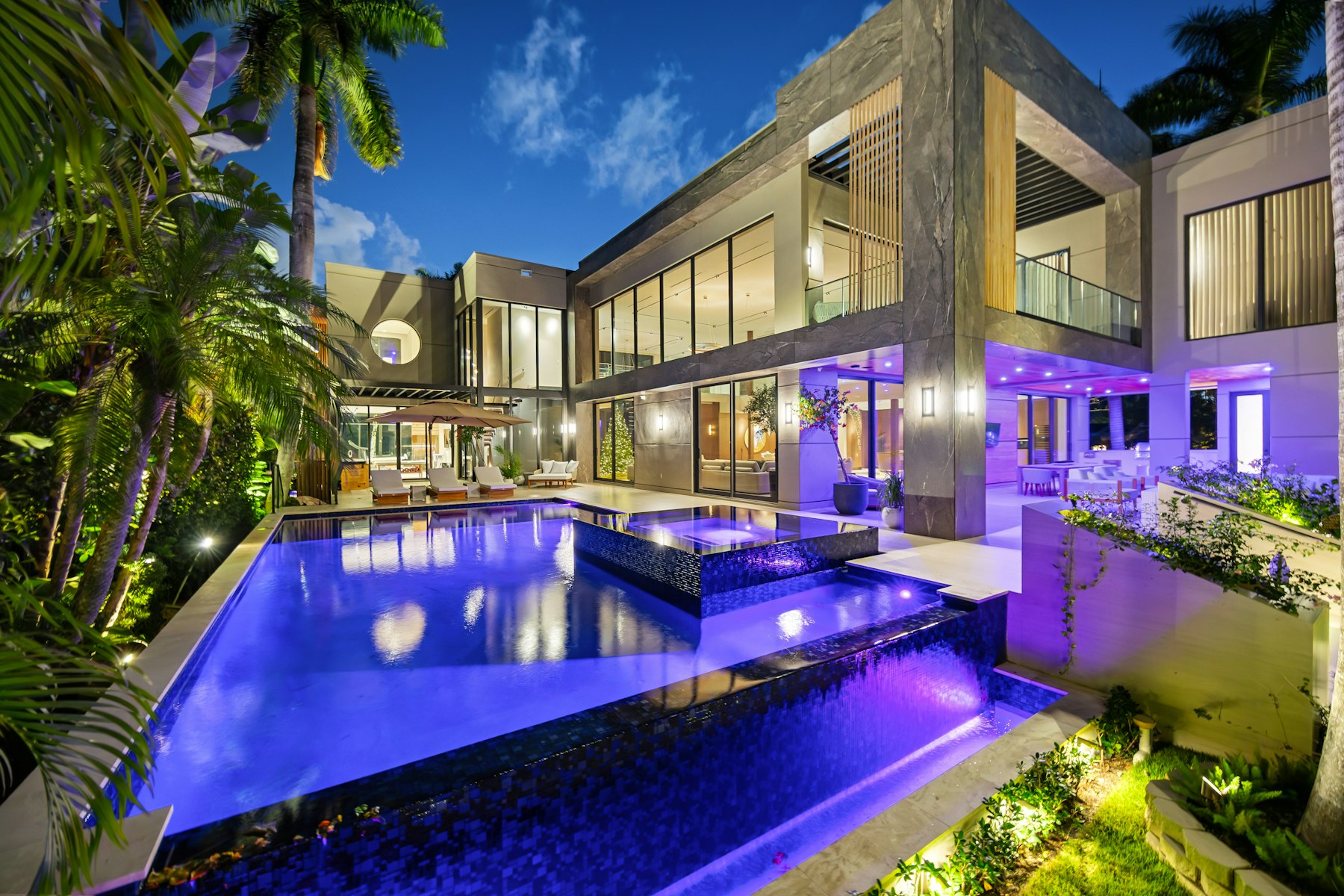 Luxury Villas in Miami